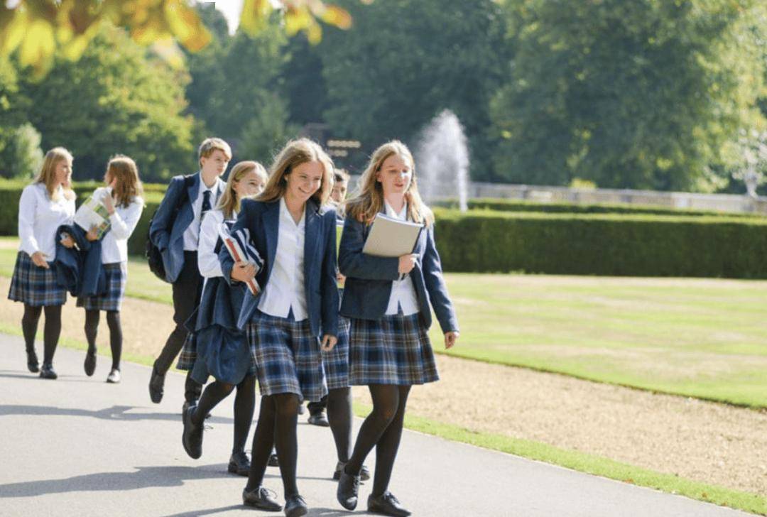 续费的中产：不装了钱不够PG电子麻将胡了2拒绝(图15)